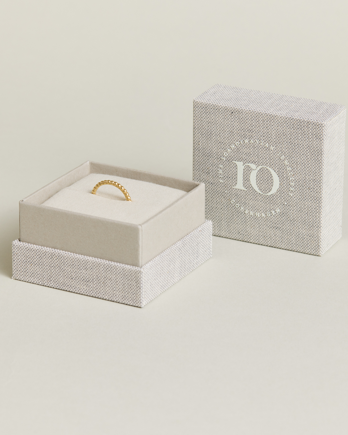 Orbit Dot ring - 18kt Hvidguld