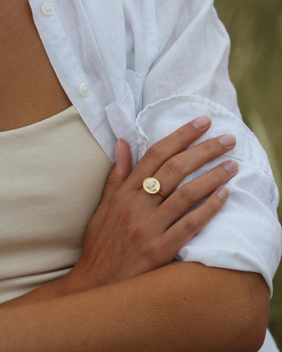 Inner Peace Lotus diamantring - 18kt Hvidguld