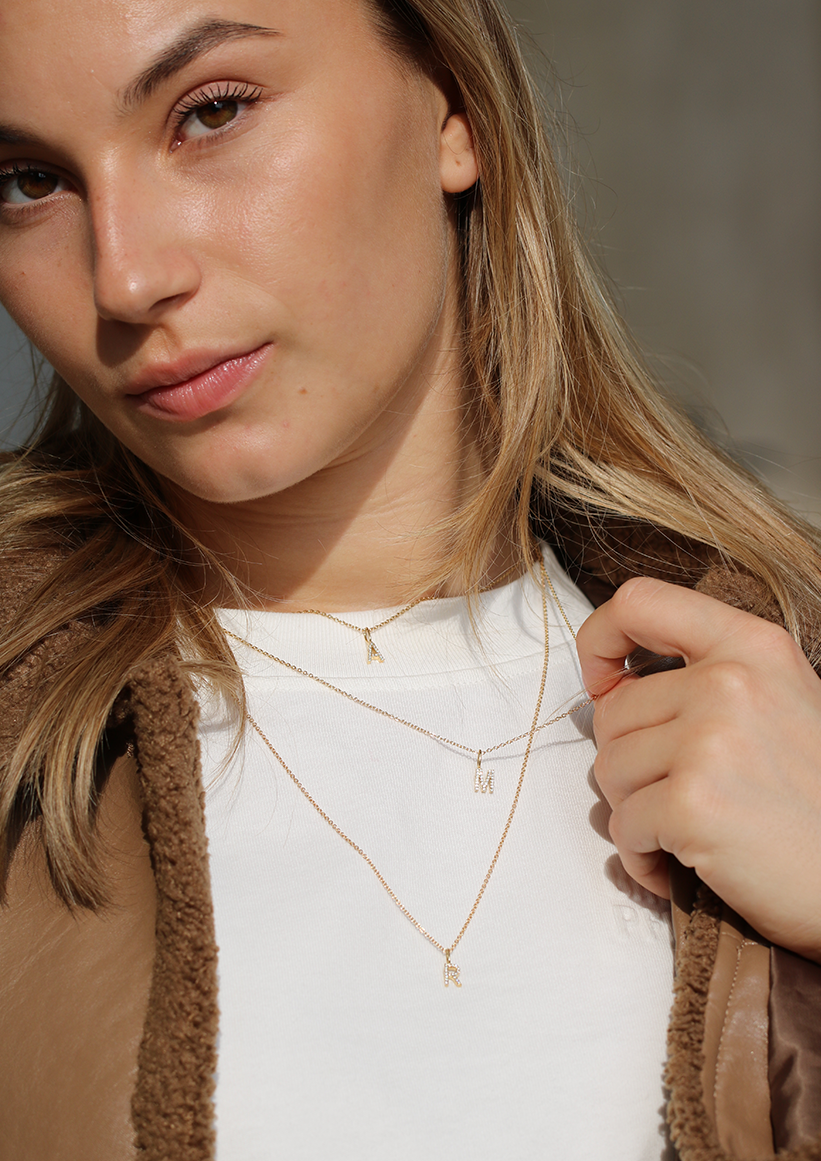 My W diamant vedhæng - 18kt Hvidguld