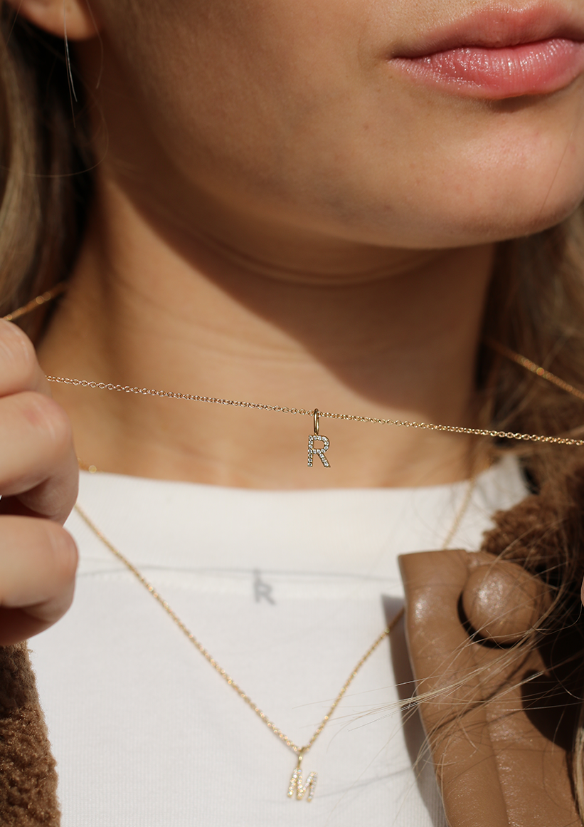 My U diamant vedhæng - 18kt Hvidguld