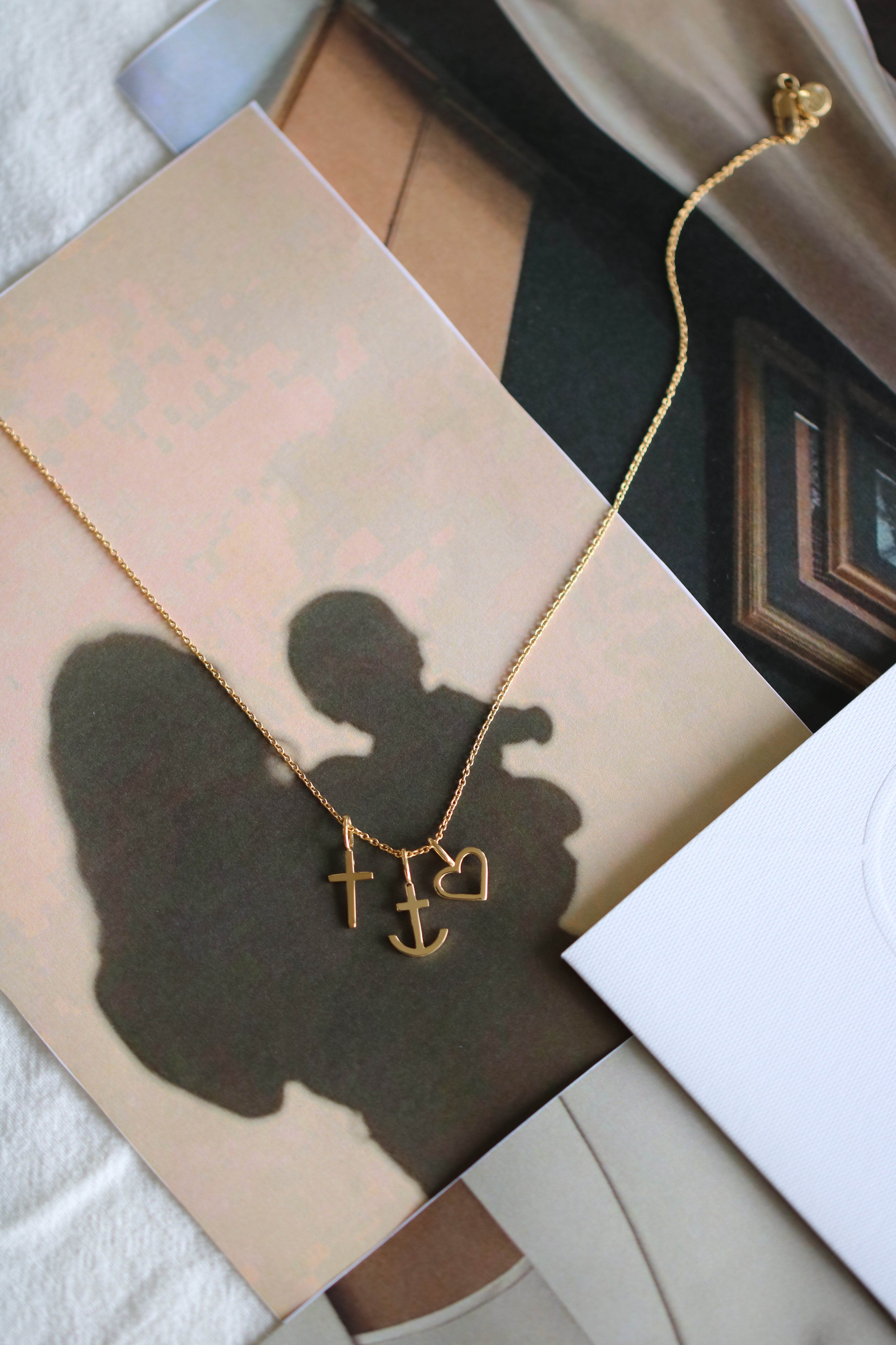 Symbols Open Heart vedhæng - 18kt Hvidguld