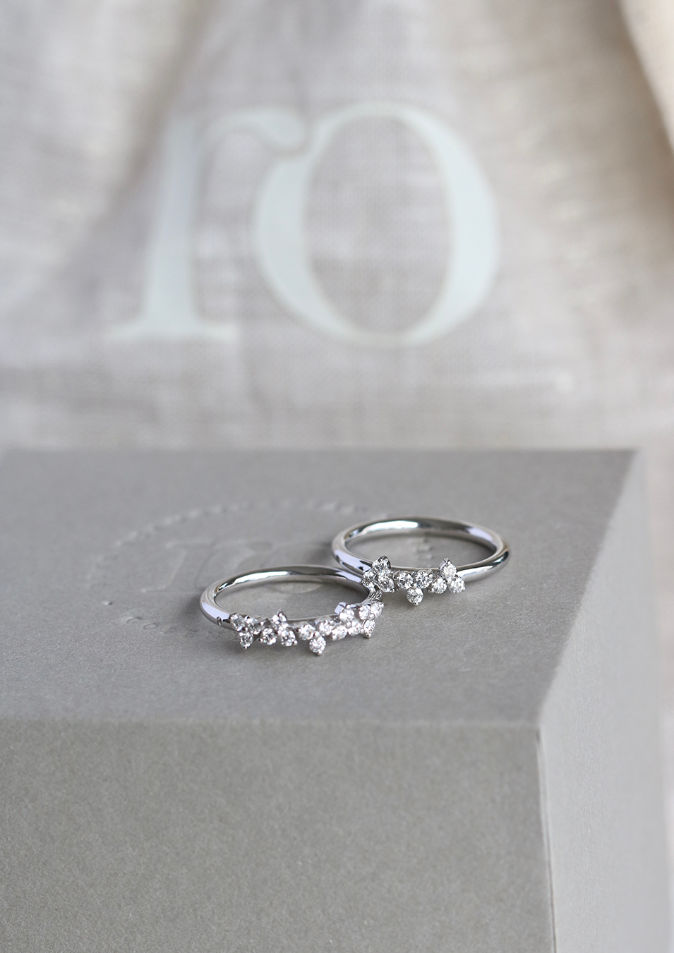 Fryd diamantring L - 18kt Hvidguld