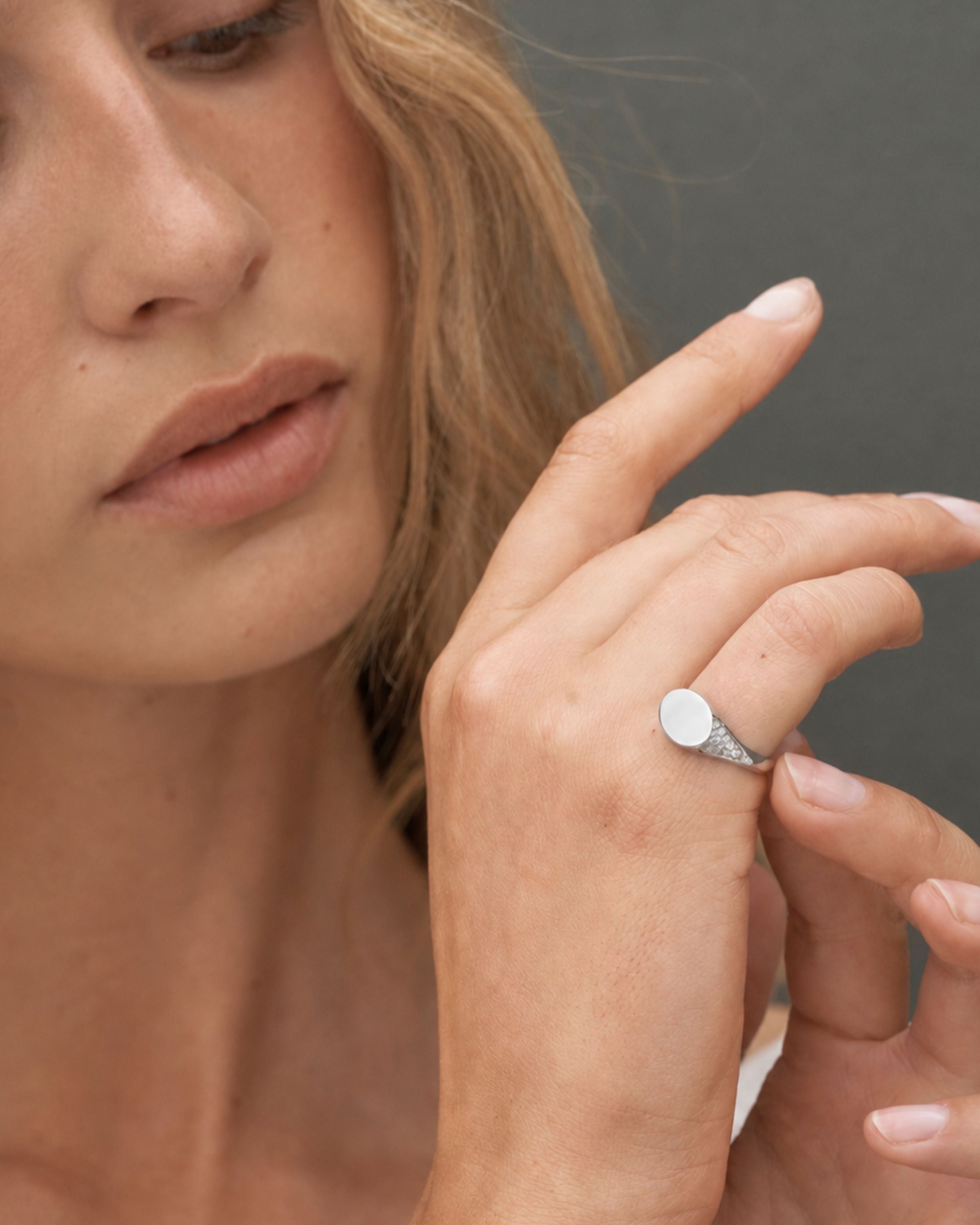 Signet diamantring solid - 18kt Hvidguld