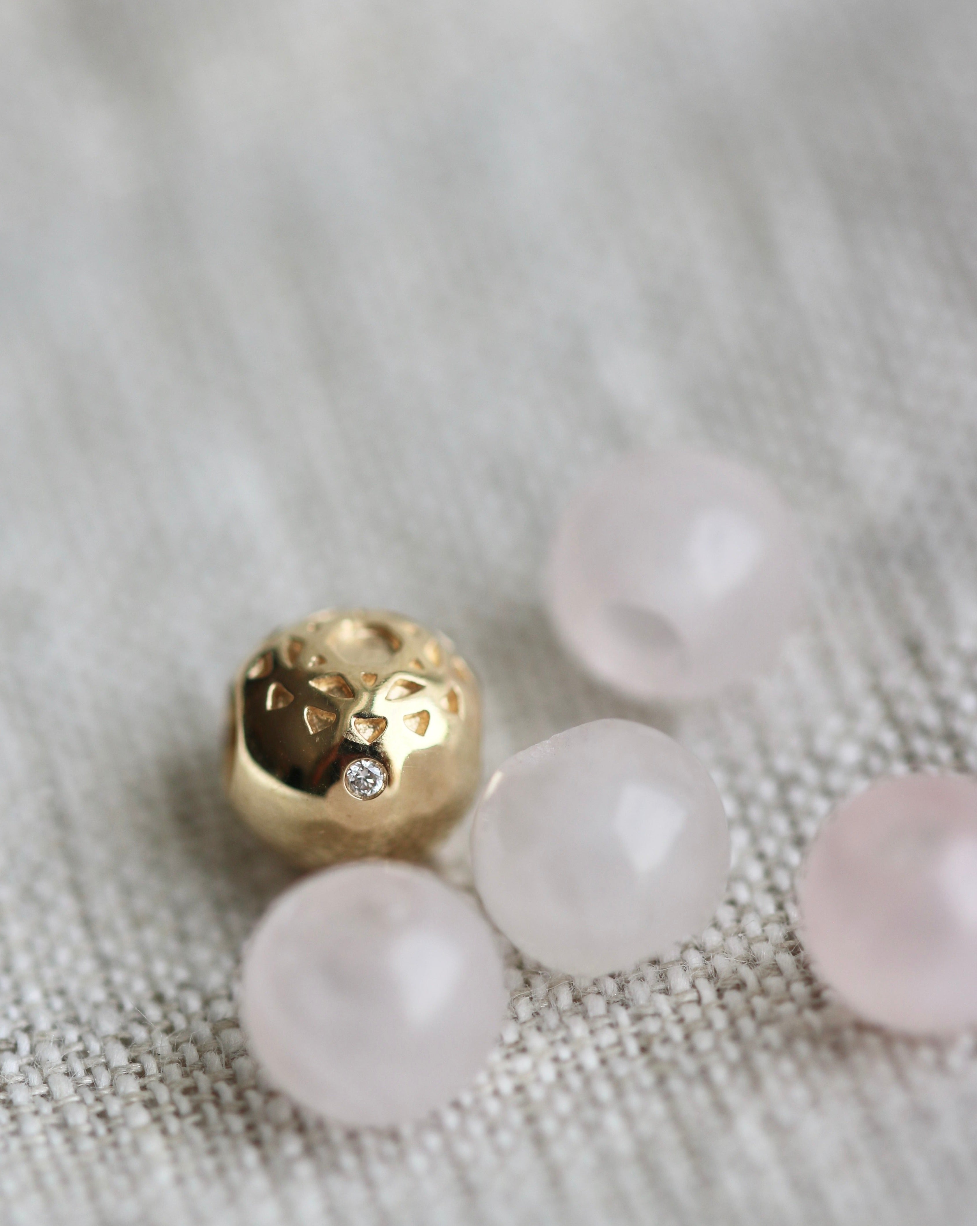 Inner Peace Hjertechakra perle - 18kt Rødguld