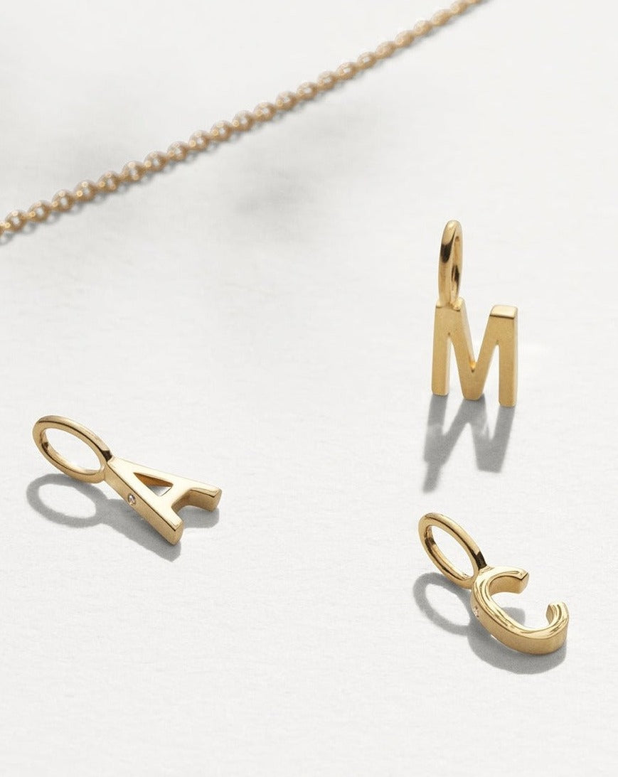 My A vedhæng - 18kt Hvidguld