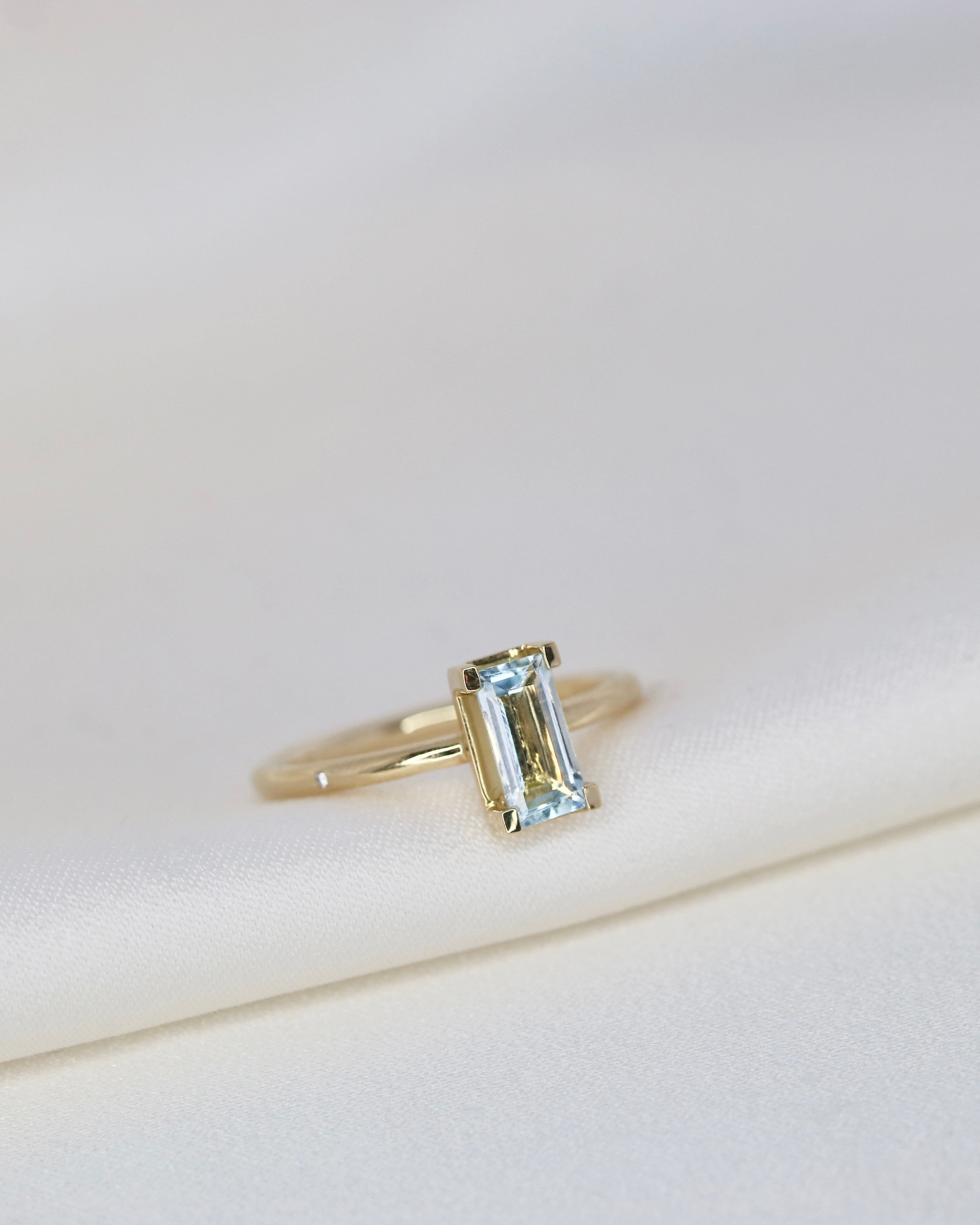 Nord Blue ring turned - 18kt Rødguld