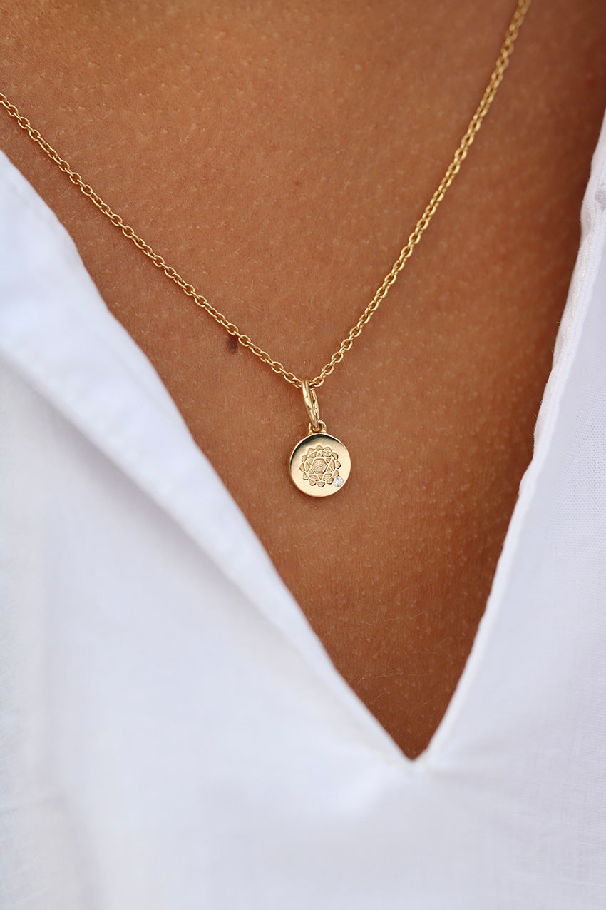 Inner Peace Hjertechakra vedhæng - 18kt Rødguld