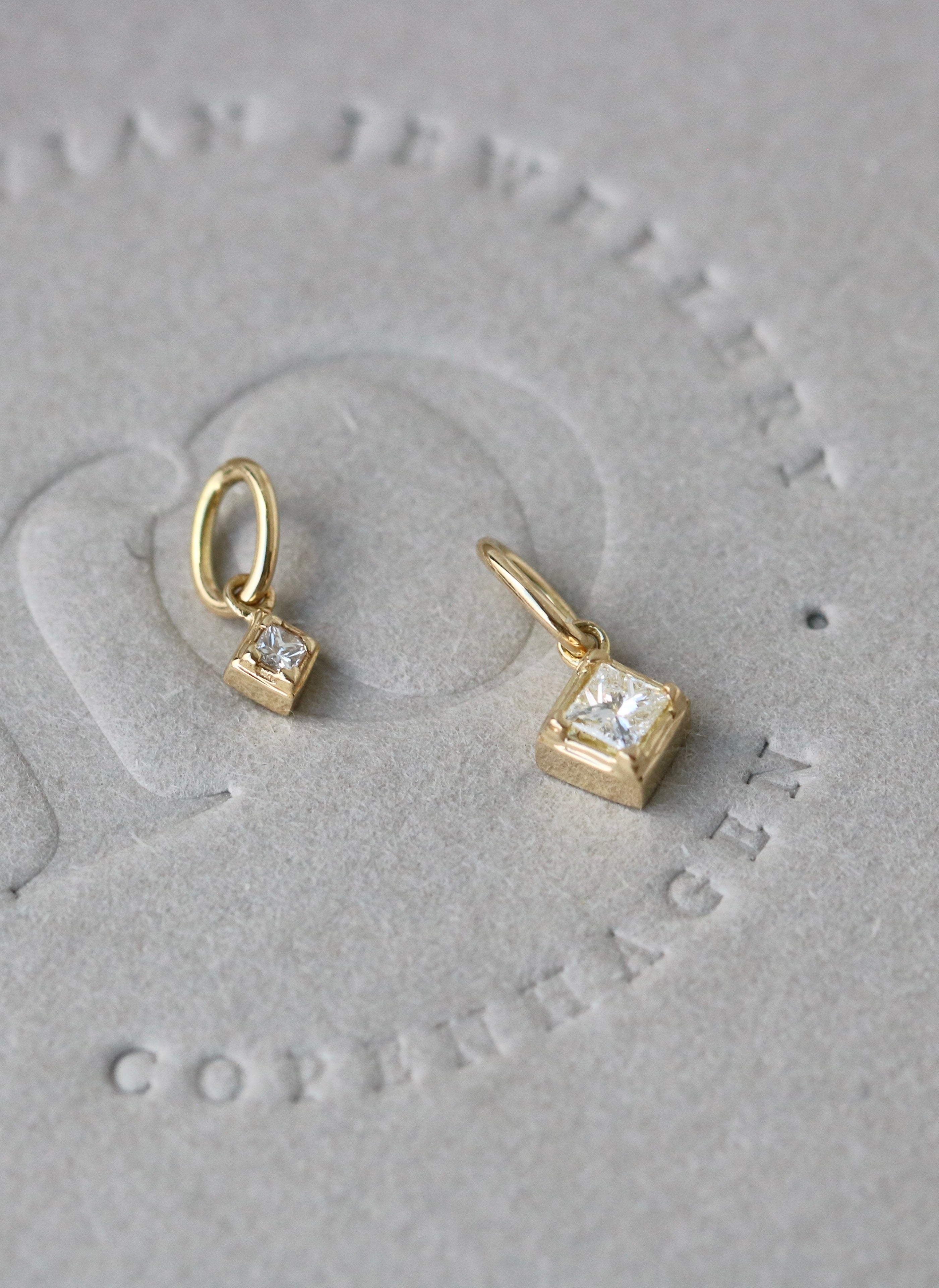 Rock Classic Diamant vedhæng S - 18kt Rødguld