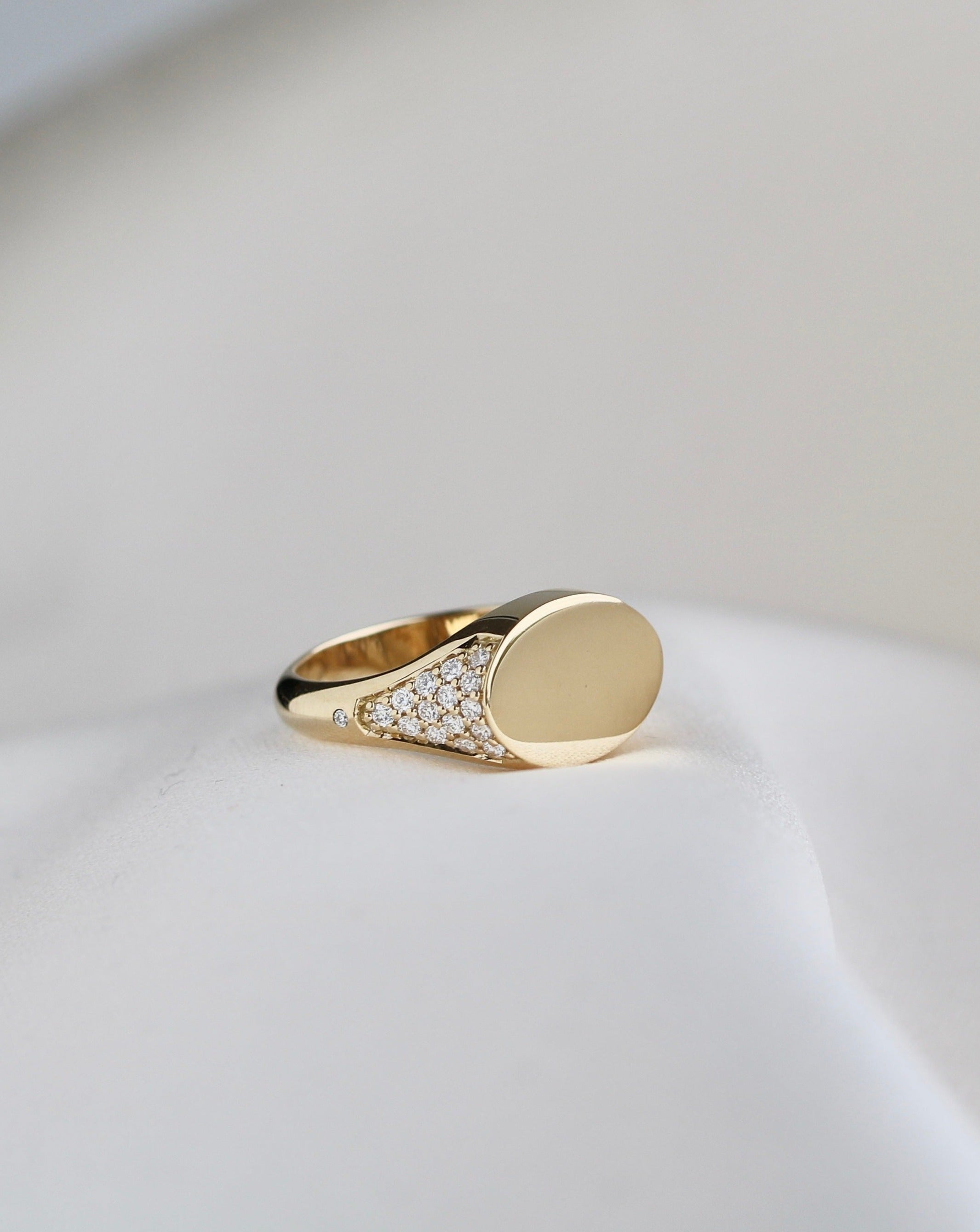 Signet diamantring solid - 18kt Rødguld