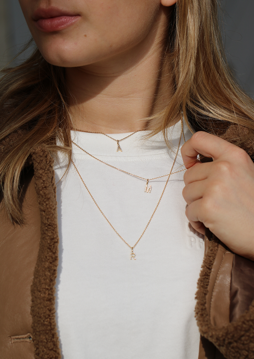 My J diamant vedhæng - 18kt Rødguld