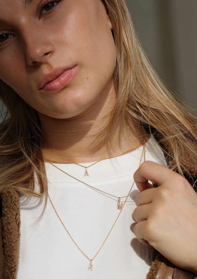 My F diamant vedhæng - 18kt Rødguld