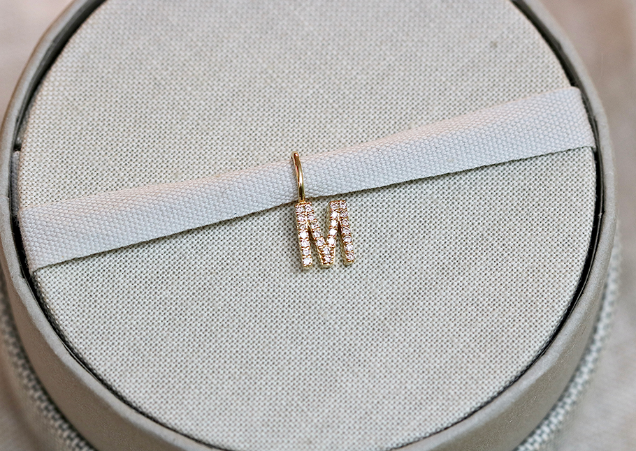 My M diamant vedhæng - 18kt Rødguld