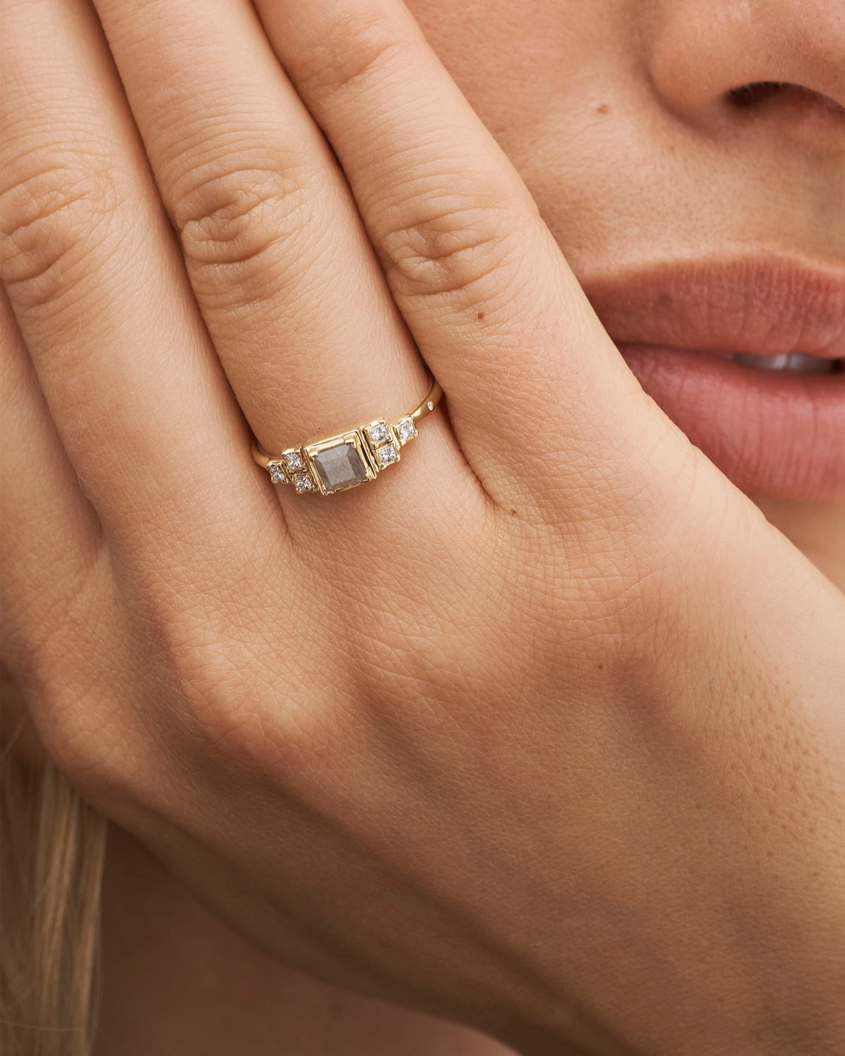 Raw diamantring - 18kt Rødguld