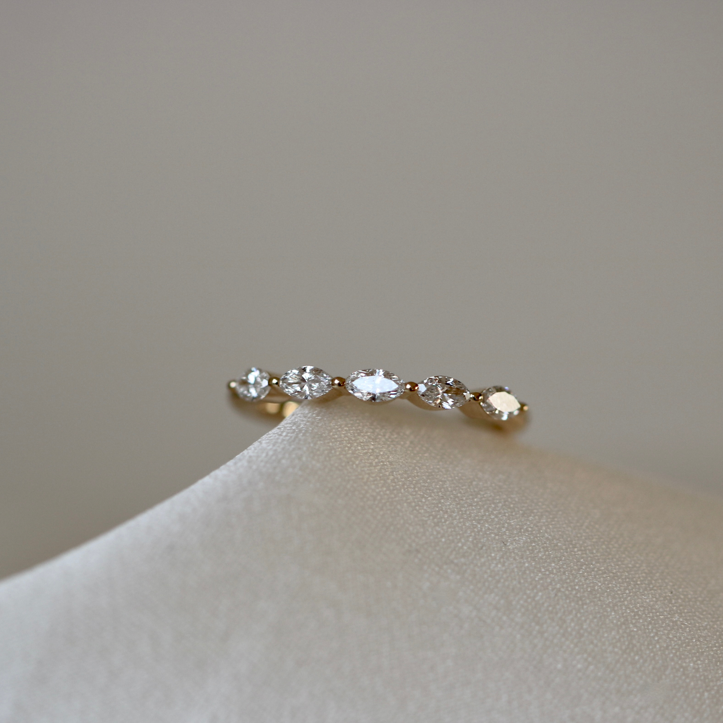 Meant to be her love ring - 18kt Hvidguld