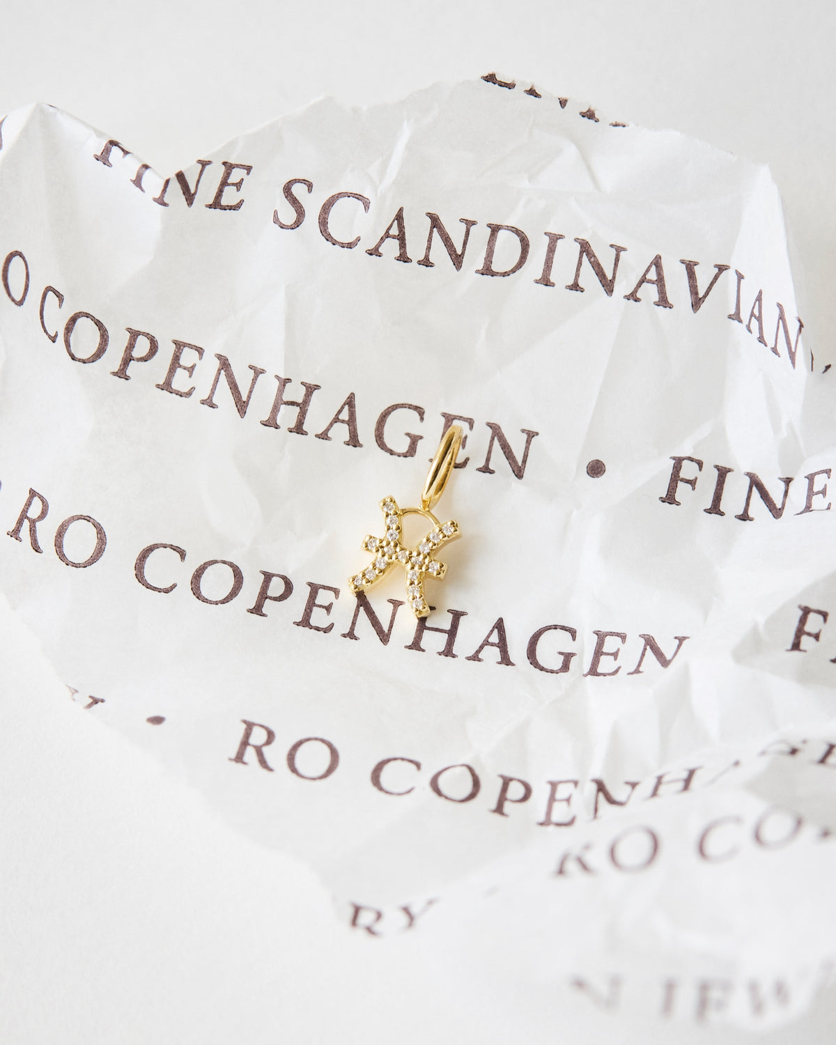 My Fisk diamantvedhæng - 18kt Rødguld