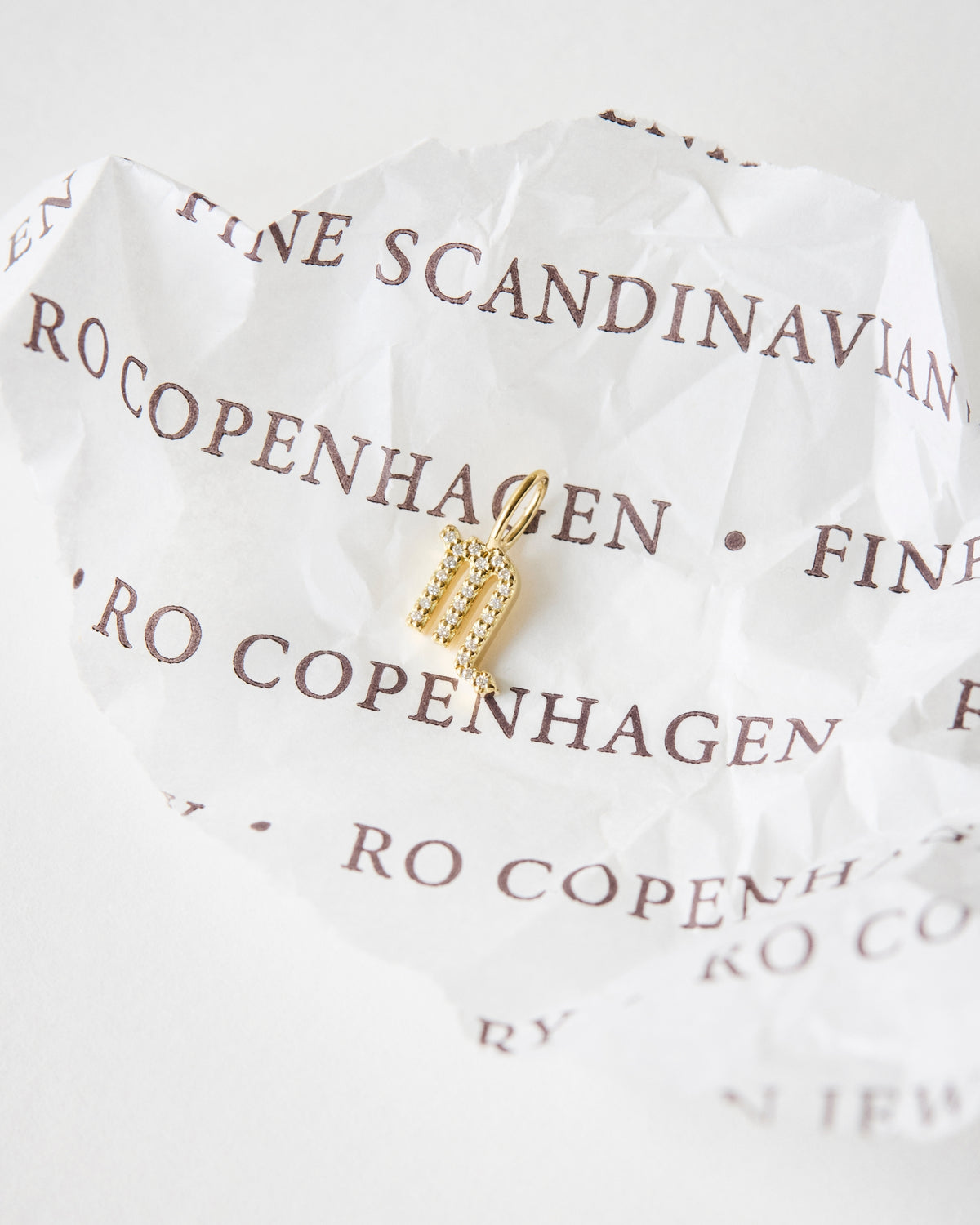 My Skorpion diamantvedhæng - 18kt Rødguld