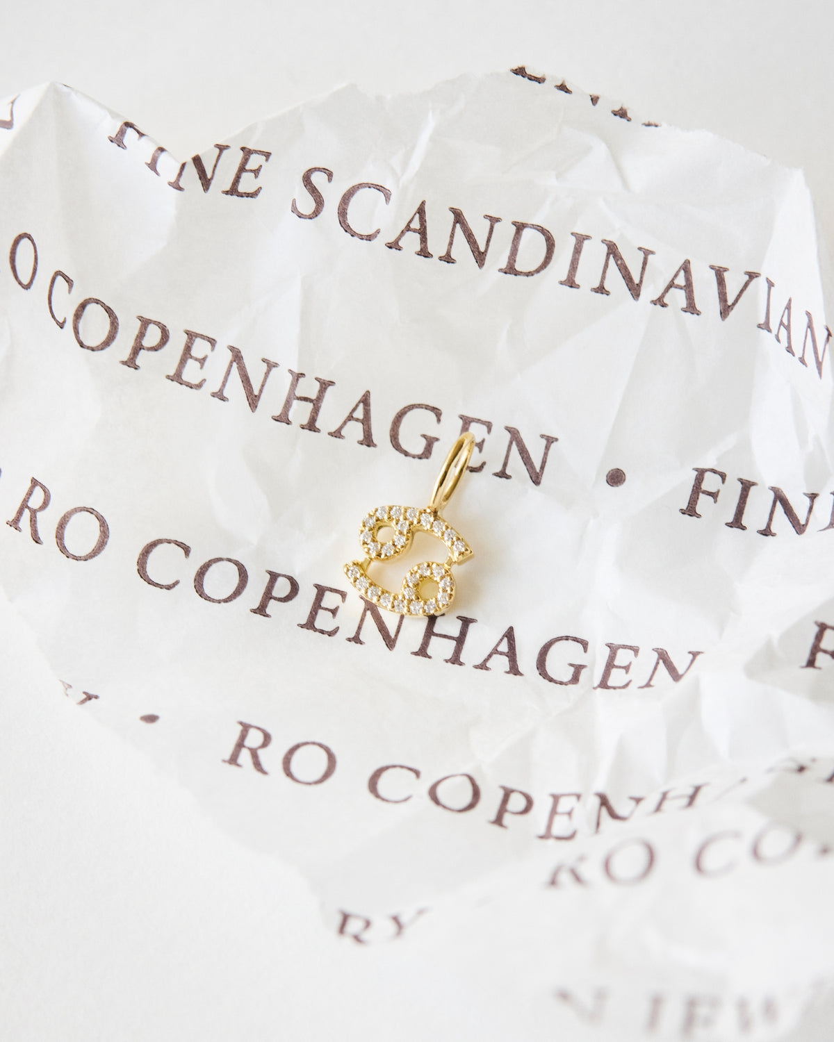 My Krebs diamantvedhæng - 18kt Rødguld