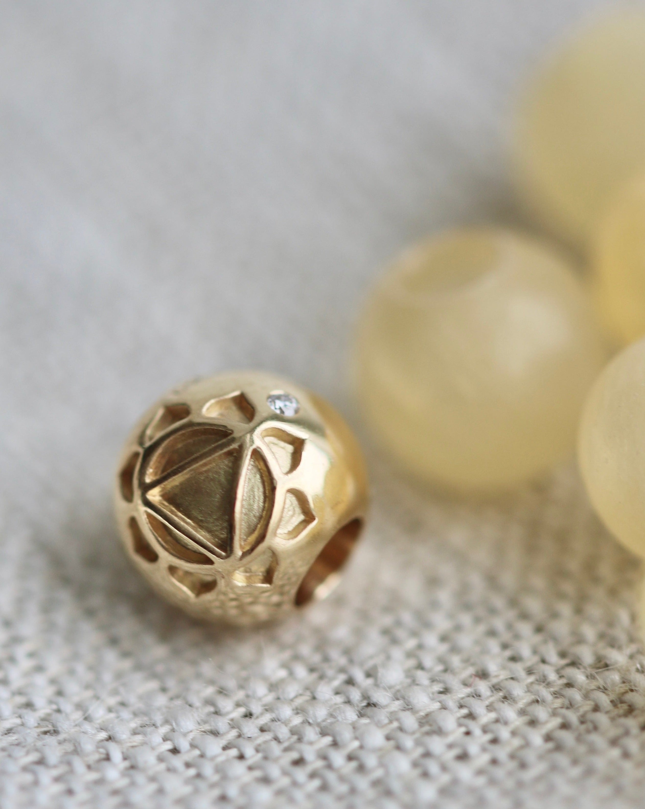 Inner Peace Solar Plexus Chakra perle - 18kt Rødguld