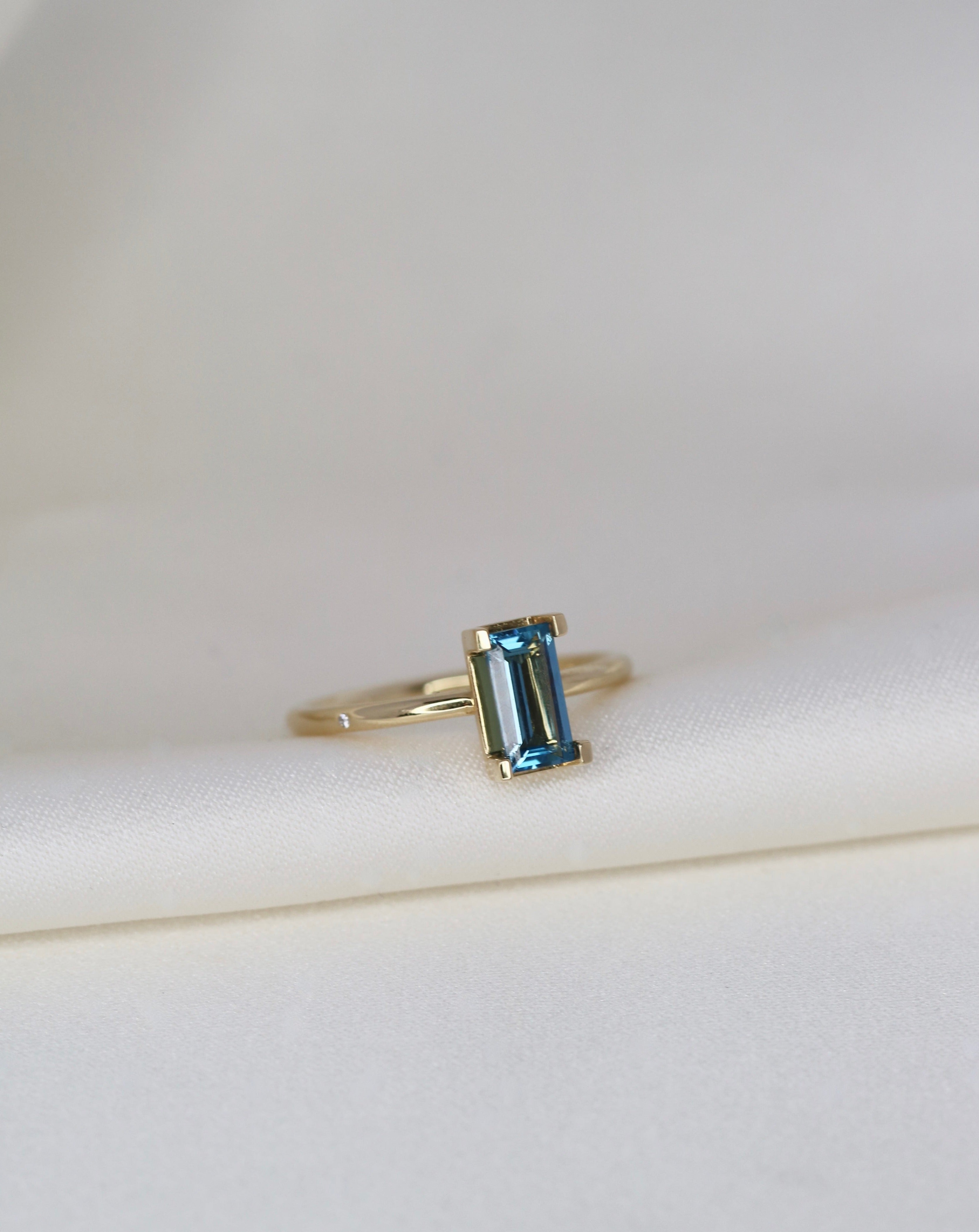 Nord London Blue ring turned - 18kt Rødguld
